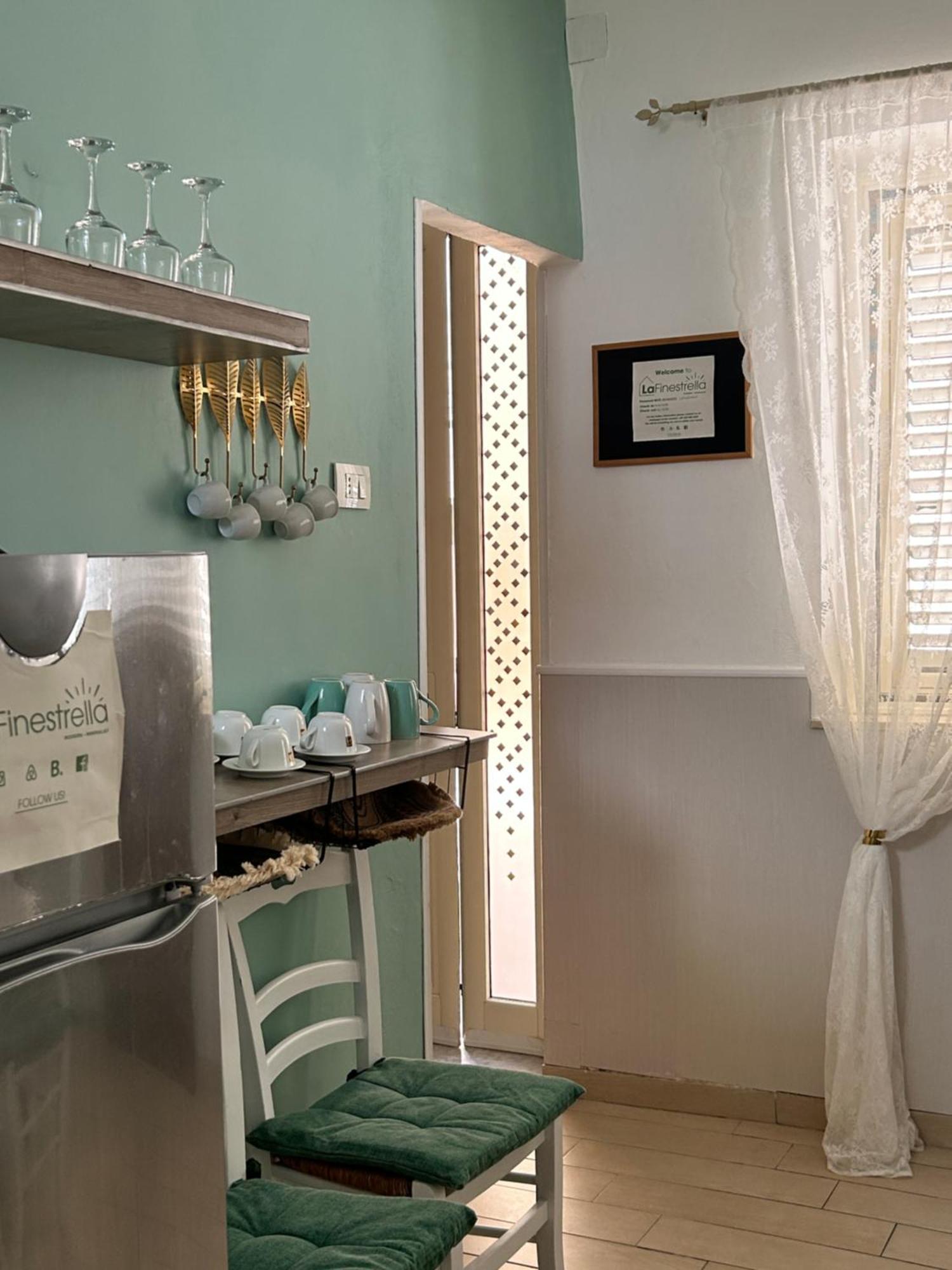 La Finestrella Apartment Giardina Gallotti Luaran gambar